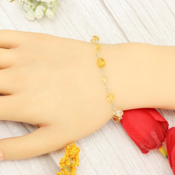 "Trendy Handmade Bracelet – A Thoughtful Gift for Girls & Women | UNVRC1392 - Picture 6 of 10